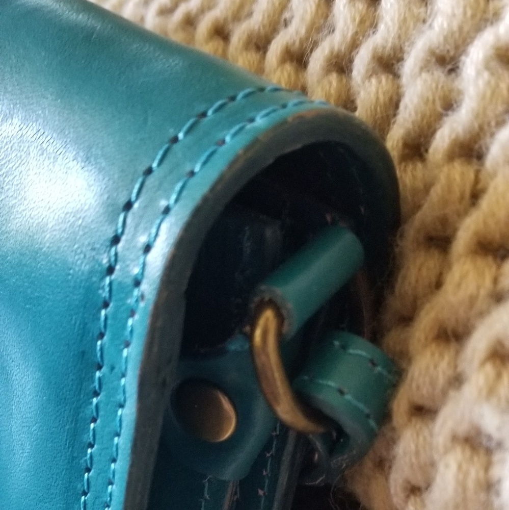 Florence Handbag💙 - Picture 3 of 8